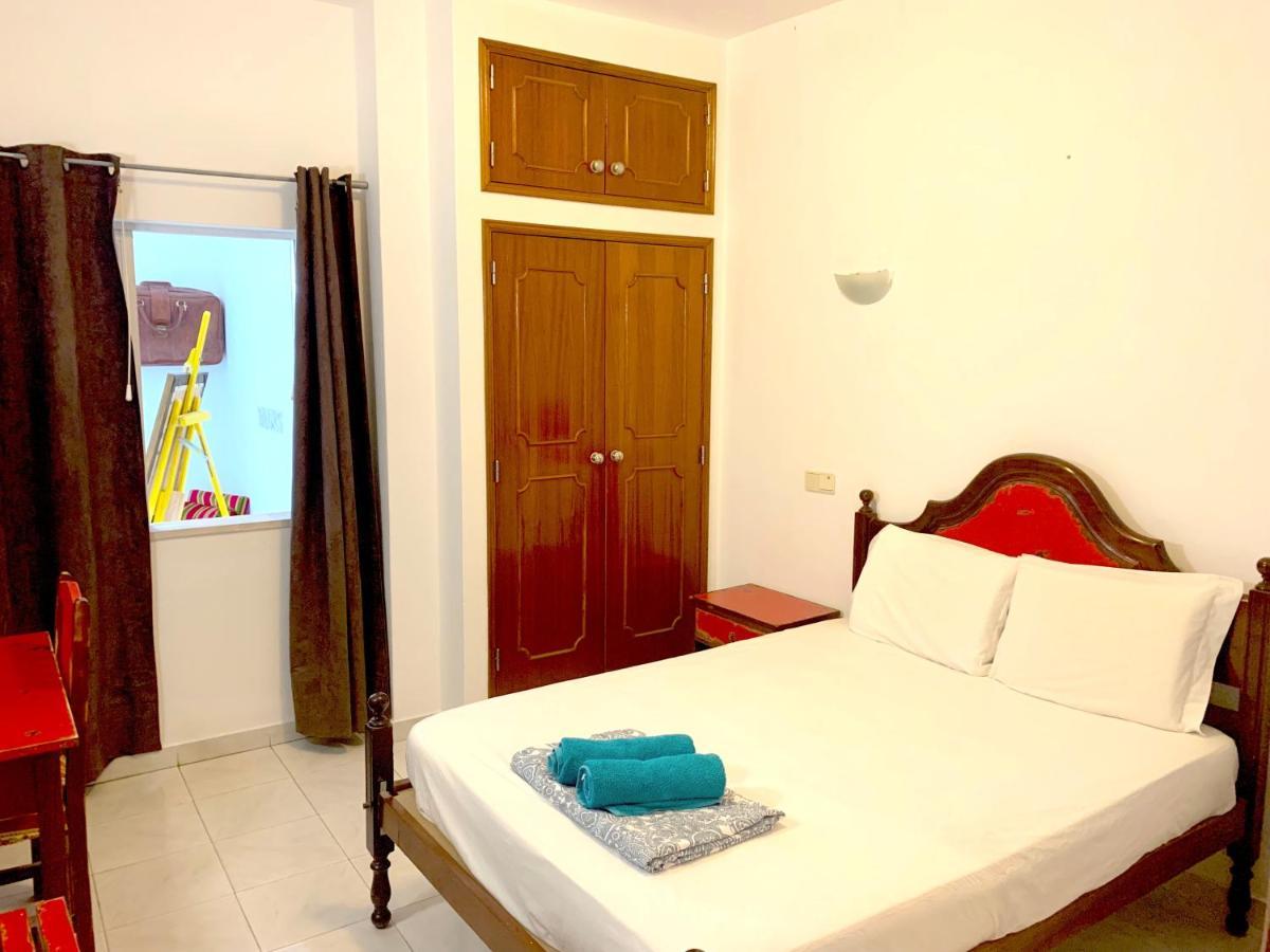The Central Guesthouse Distrikt Distrikt Faro Exterior foto