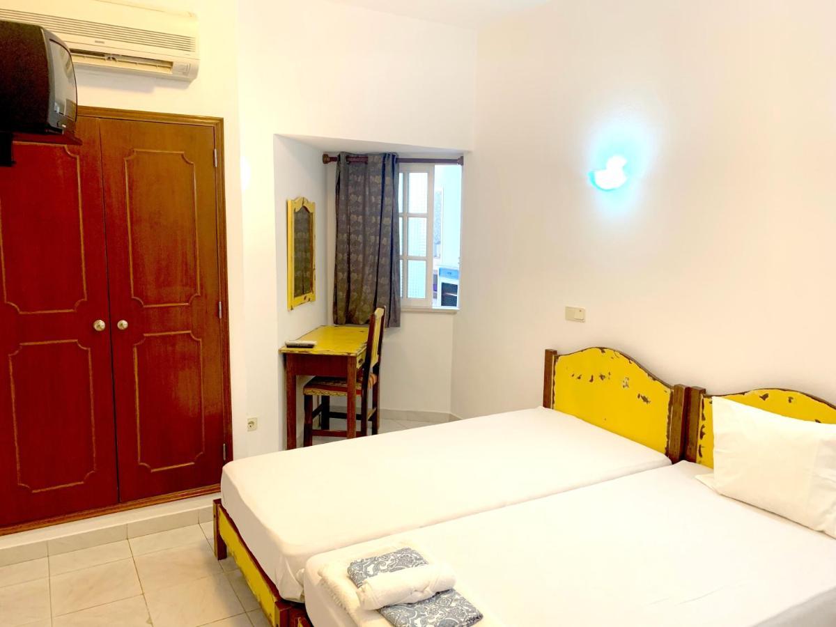 The Central Guesthouse Distrikt Distrikt Faro Exterior foto